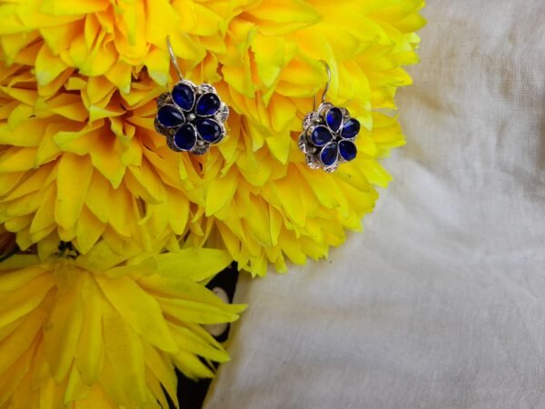 Earrings💛 - Image 2