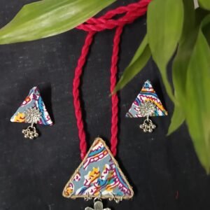 Nacklace