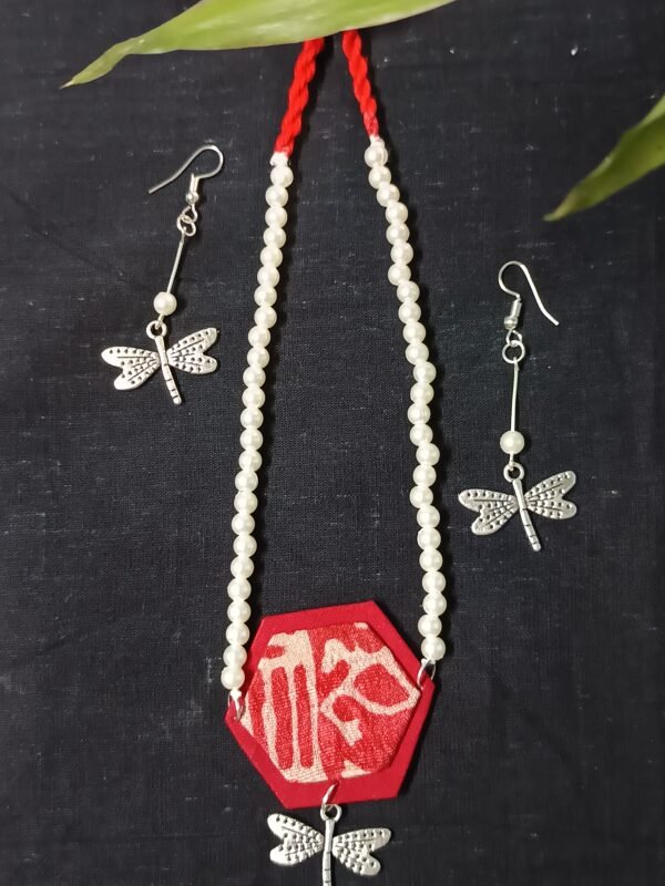 Nacklace