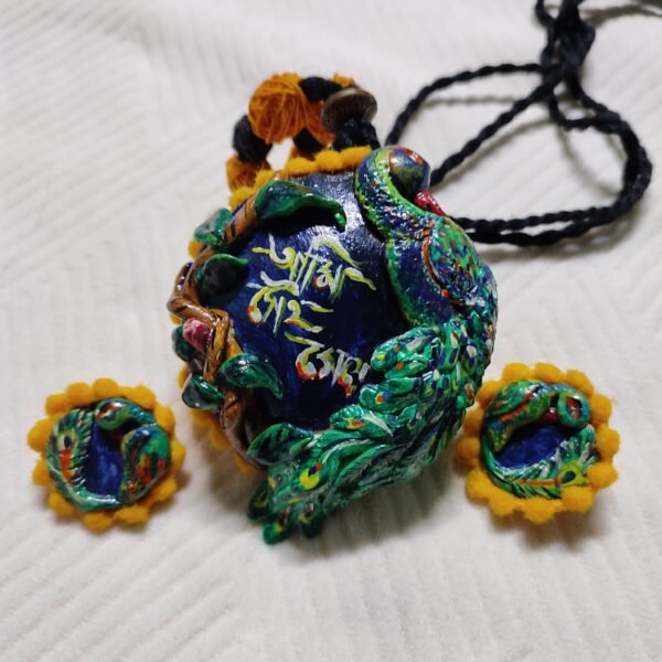 Ami sei mey pendent and ear ring set ( 1 necklace and 2 ear rings ) - Image 2