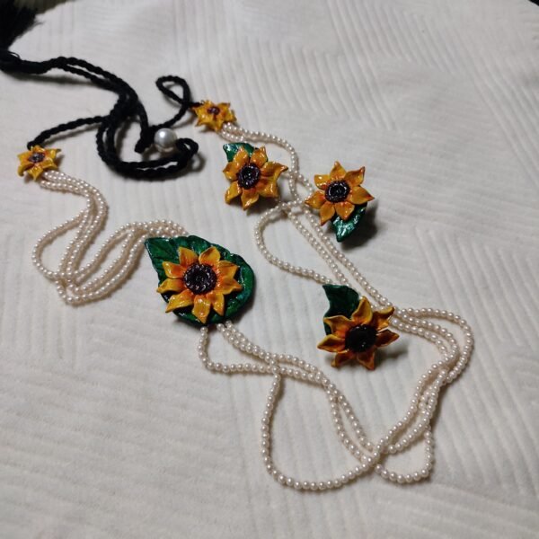 Sunflower with leaf necklace set ( 1 necklace , 2 ear rings) - Image 3